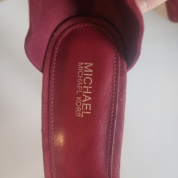 Michael Kors Paloma Red Suede Ankle Strap Platform Gold Heels Size 8.5 - Picture 5 of 11